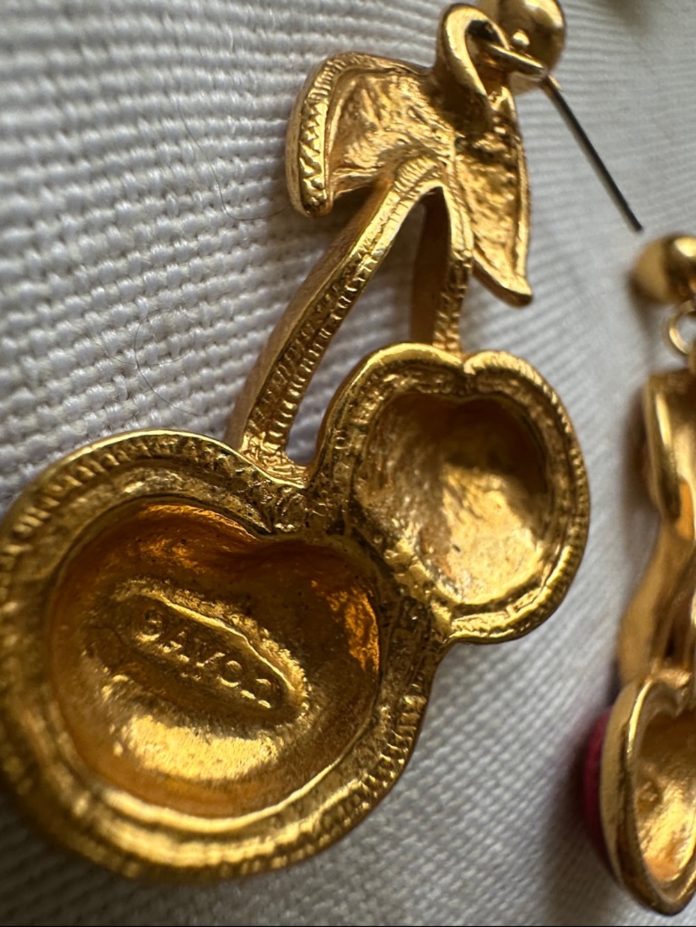 Avon Vintage Red Enamel and Gold-Tone Cherry Drop Post back Earrings - Picture 8 of 11